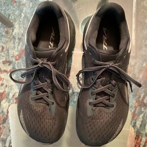 Altra VIA men's shoe